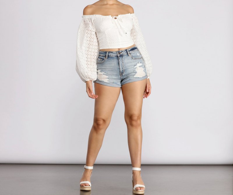 TableClothsUs Effortless Eyelet Detail Crop Top