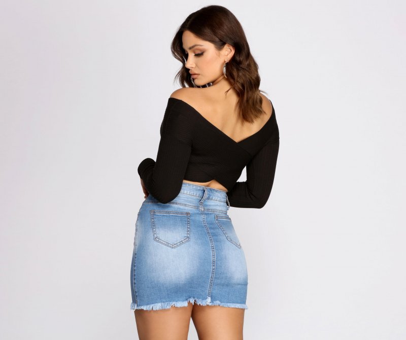 TableClothsUs Cropped Long Sleeve Ribbed Top