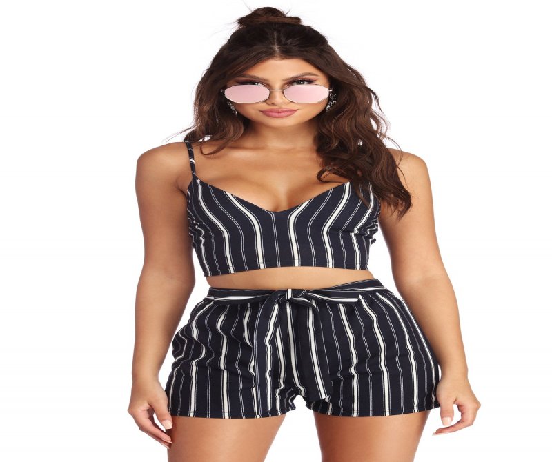 TableClothsUs Stand Out In Stripes Crop Top