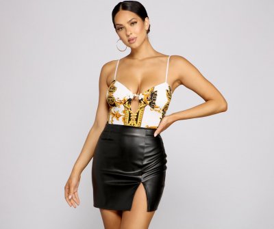 TableClothsUs Trendy Diva Scroll Print Bodysuit