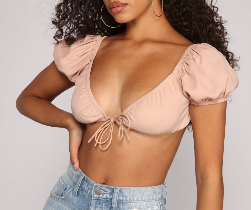 TableClothsUs Effortlessly On-Trend Puff Sleeve Crop Top