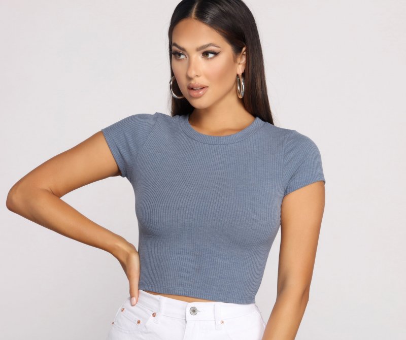 TableClothsUs Basic Is Better Crew Neck Crop Top