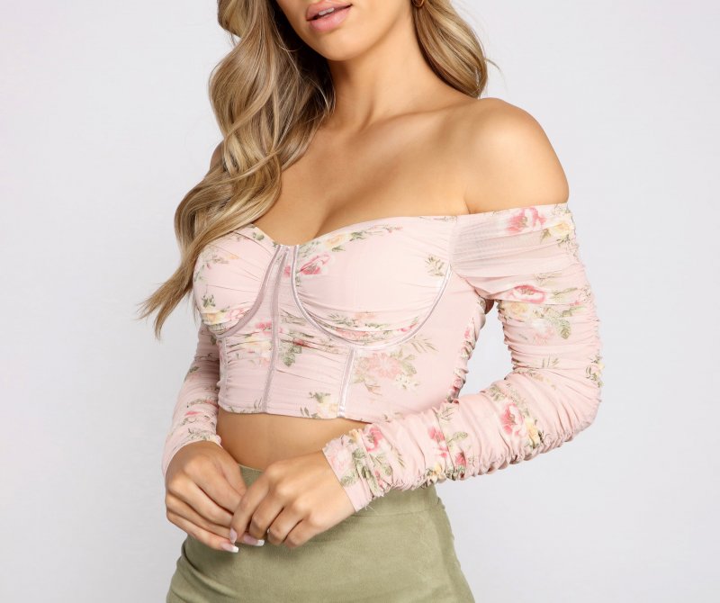 TableClothsUs Passion For Floral Ruched Crop Top