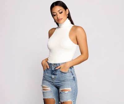 TableClothsUs Captivate Me Basic Crepe Sleeveless Bodysuit