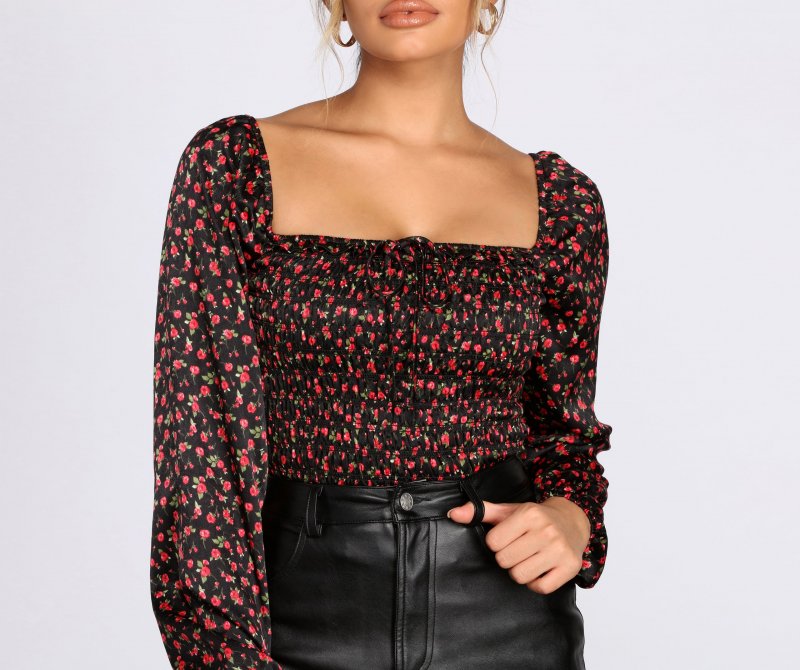 TableClothsUs Ditsy Floral Smocked Satin Top