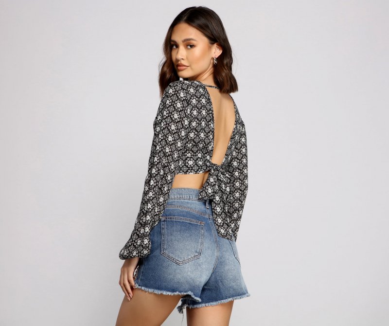 TableClothsUs Bohemian Flair Tie-Back Crop Top