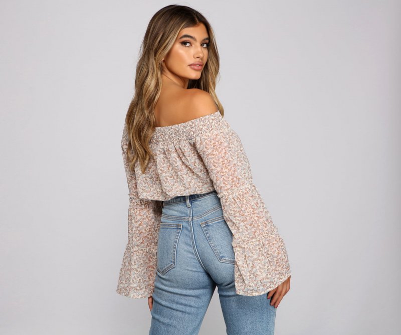 TableClothsUs Paisley Dreams Chiffon Crop Top