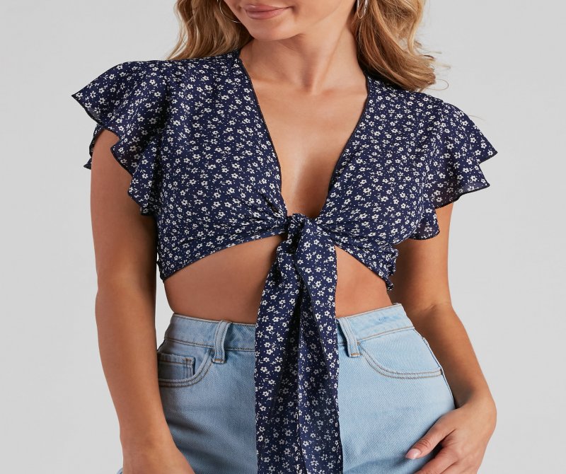 TableClothsUs So Darling Ditsy Floral Crop Top