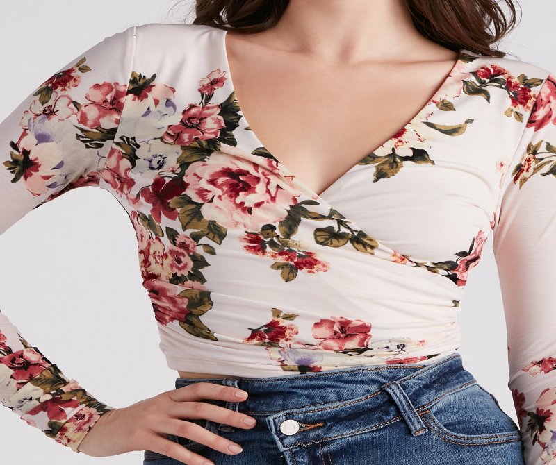 TableClothsUs In Spring Floral Surplice Crop Top